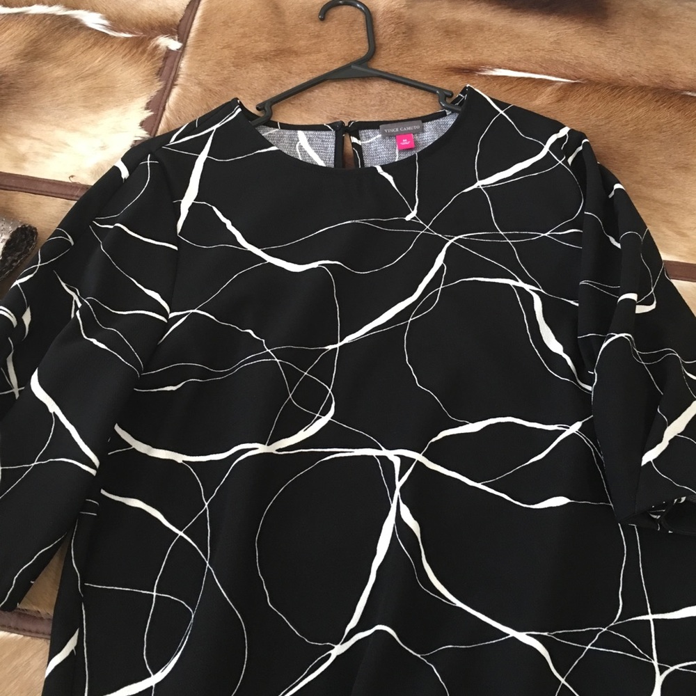 Vince black and white shirt